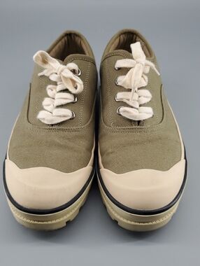 Zara Men's Low-Top Sneakers in Olive and Cream